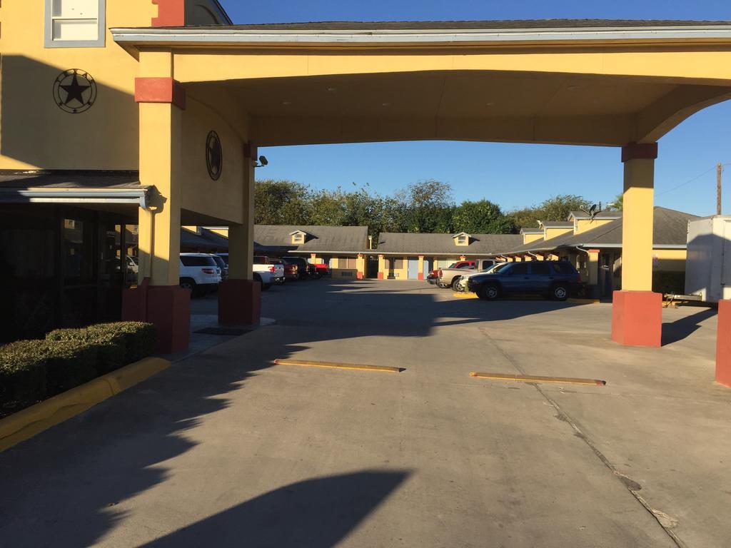 Raintree Inn And Suites San Antonio Exterior foto